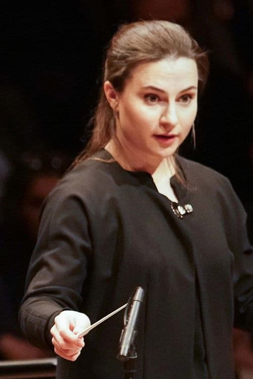 Liubov Nosova conducts the Paris Mozart Orchestra @ La Maestra 2024